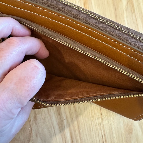 Fossil Brown and Cream Checkered WalletNWOT - Picture 6 of 9